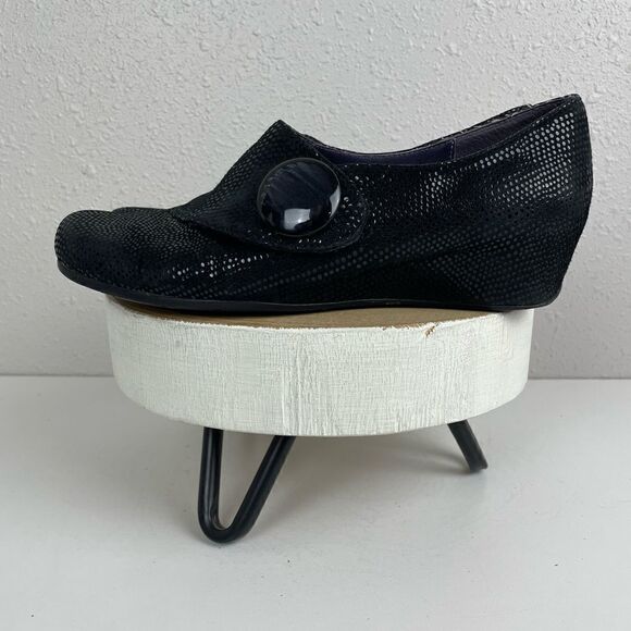 Vaneli Black Leather Shoes Size 6.5 - Picture 1 of 8